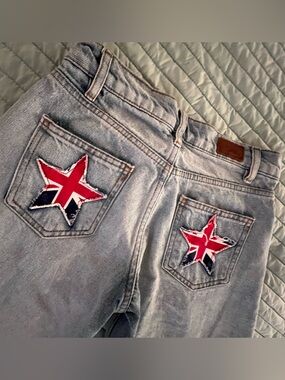 Subdued Brand Women’s Light Wash Jeans with Union Jack Star Patches
